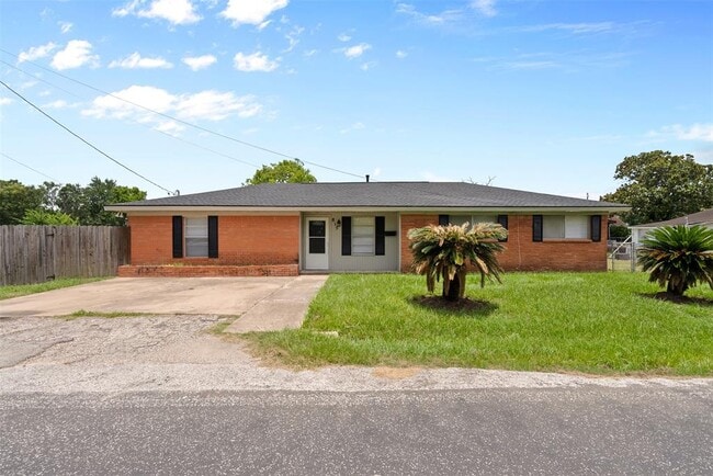 Building Photo - 815 Rugeley St Rental