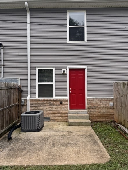 Photo - 179 Ingle Dr Unit B2