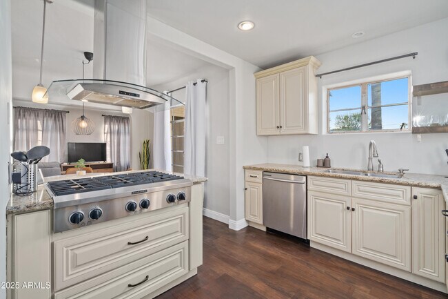 Photo - 2227 N 16th Ave