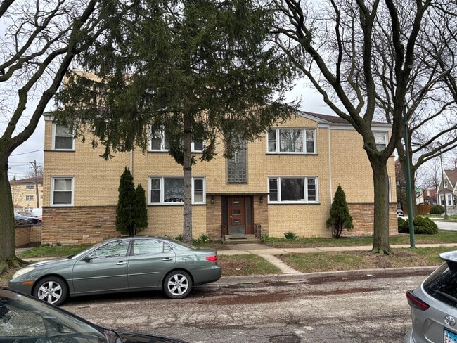 Photo - 5000 N Austin Ave Unit 1E