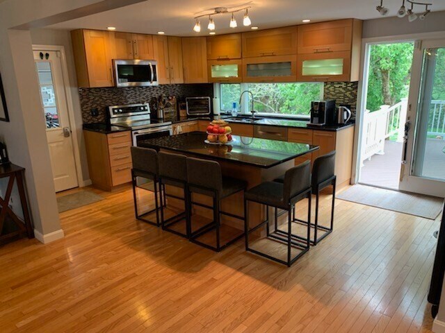 Photo - 31 Hunnewell St