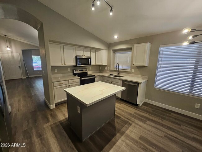 Photo - 66 W Dexter Way