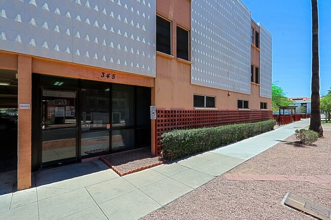 Ambassador West Apartments