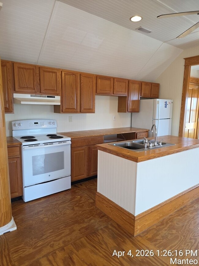 Photo - Welcome to coastal living in the heart of Manteo 1 Bedroom 1 Bath