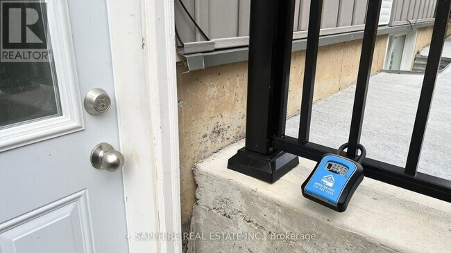 Photo - 28 Barker Pkwy