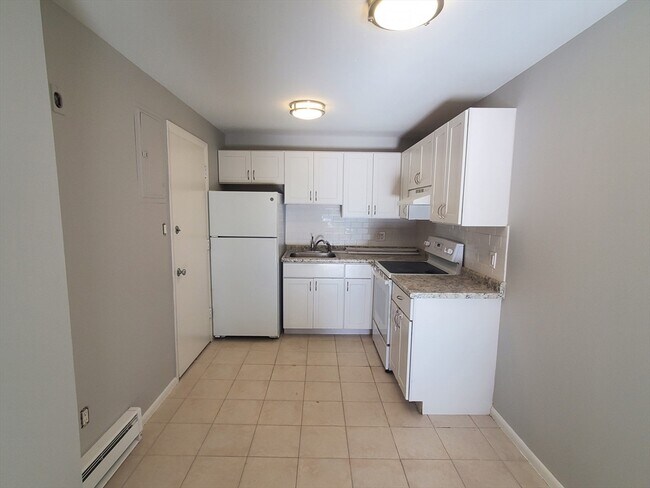 Building Photo - 815 Morton St Unit 18
