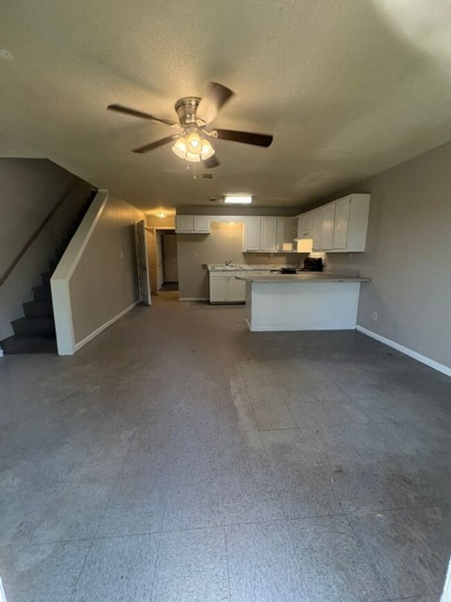 Photo - Renovated 3 Bedroom 2 Bath Home for Rent!