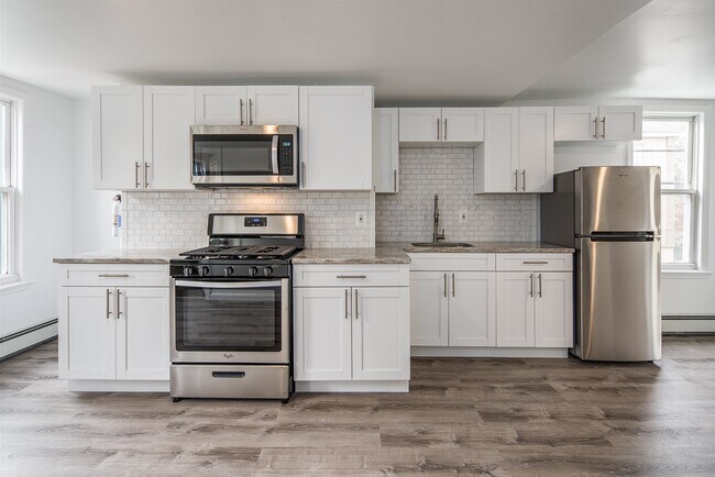 Photo - 74 COLGATE St Unit 2