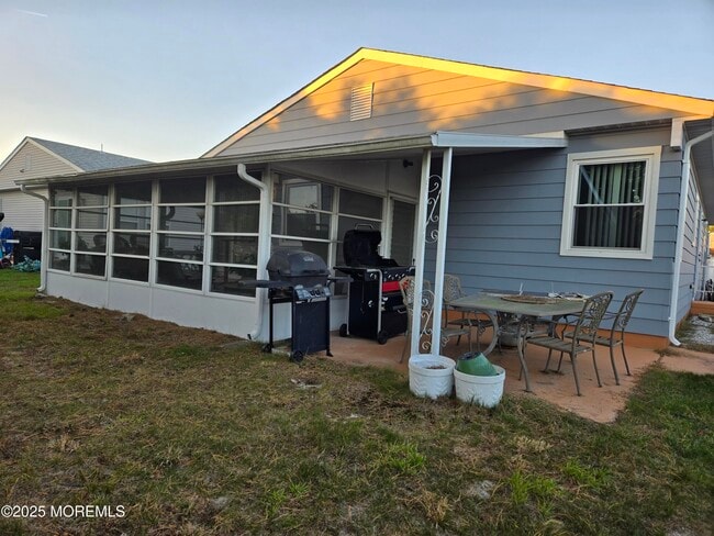 Photo - 10 Pine Valley Dr