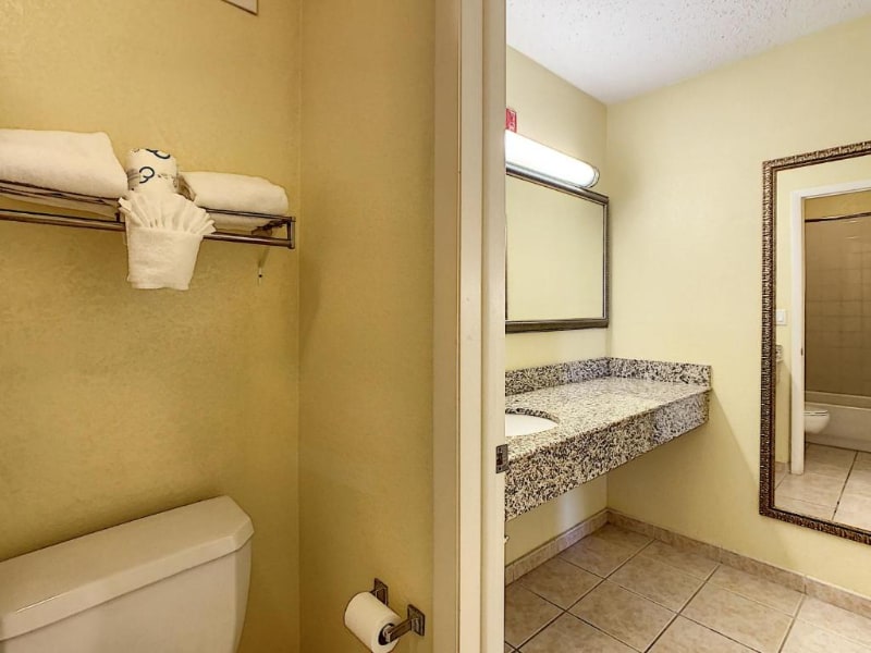 Photo - 8700 S Orange Blossom Trl Unit Double Room