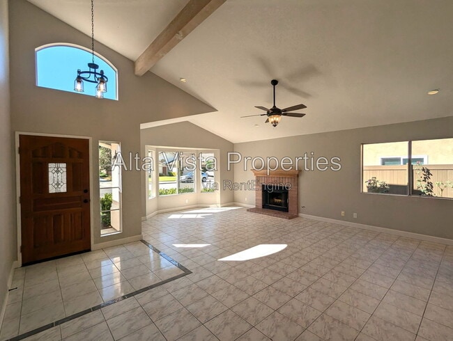 Photo - 1204 Rocky Point Way