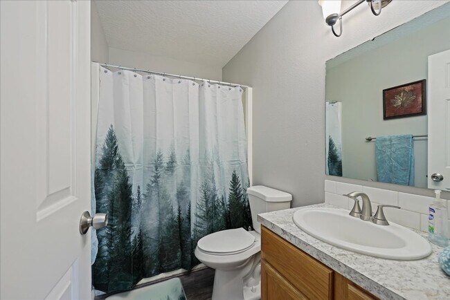 Photo - 20 10th Ave N