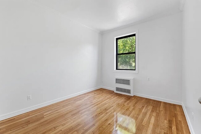 Photo - 69 1/2 Morton Street Unit 3F