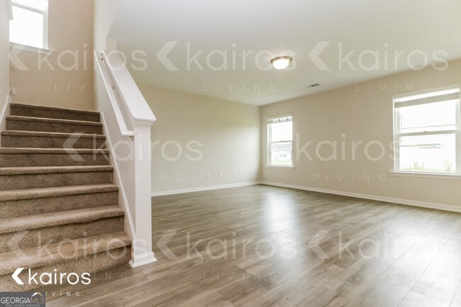 Photo - 22 Red Oak Dr.