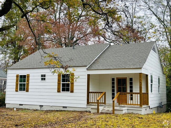 Building Photo - This 3 bed / 2 bath in Fondren is ready fo... Rental