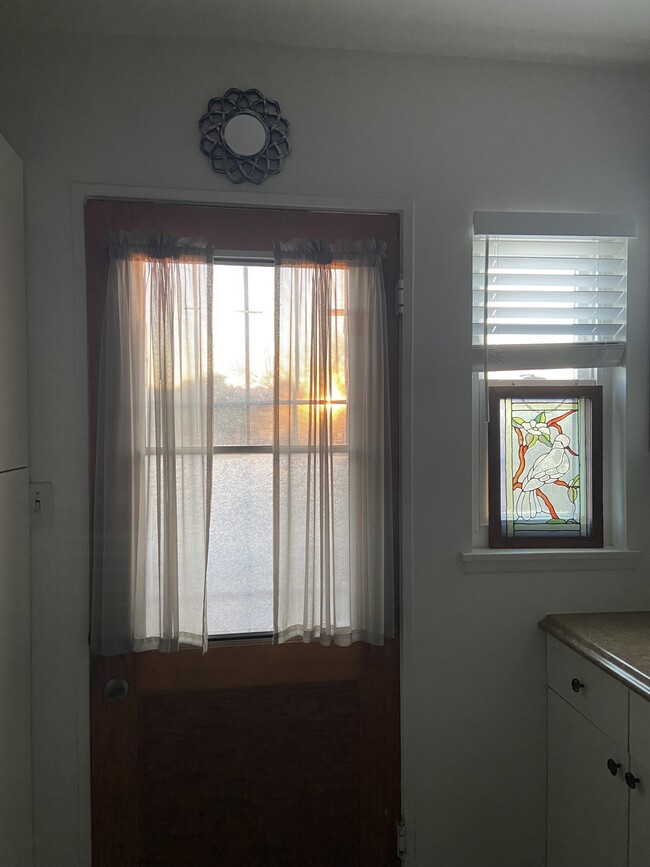 Building Photo - 3193 Mandan Way