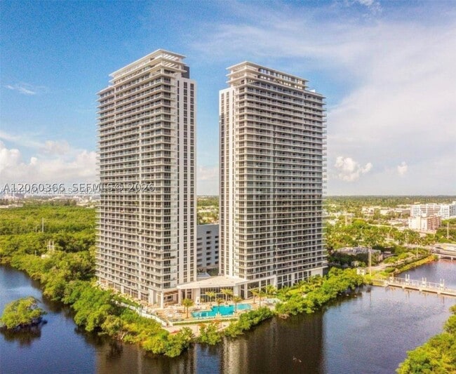 Building Photo - 16385 Biscayne Blvd Unit 1818