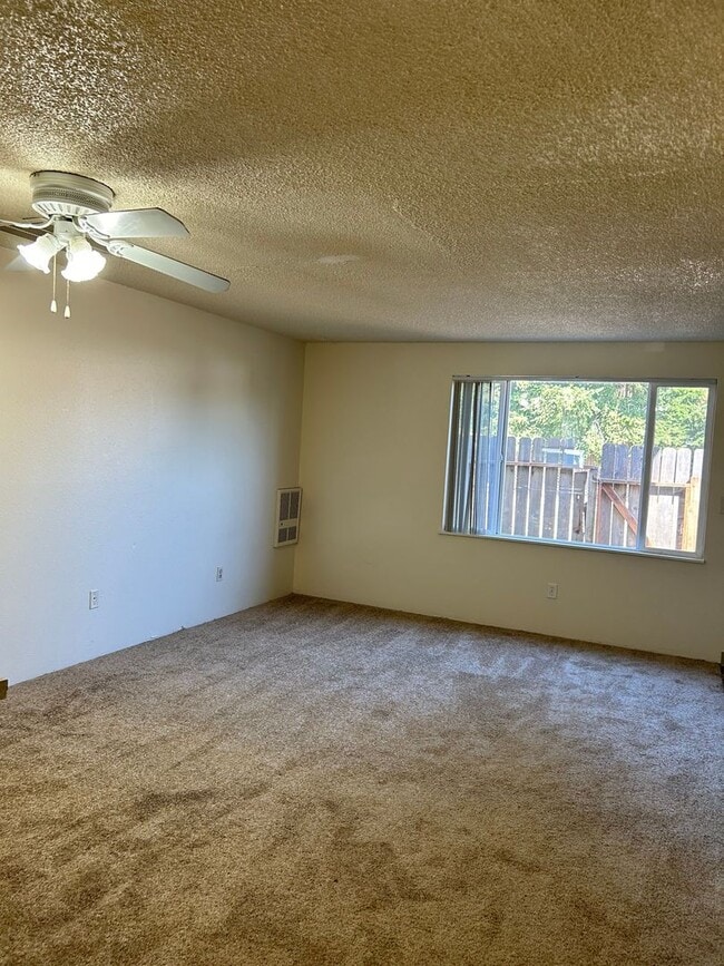 505 SE 27th Ave Unit 054 (R)