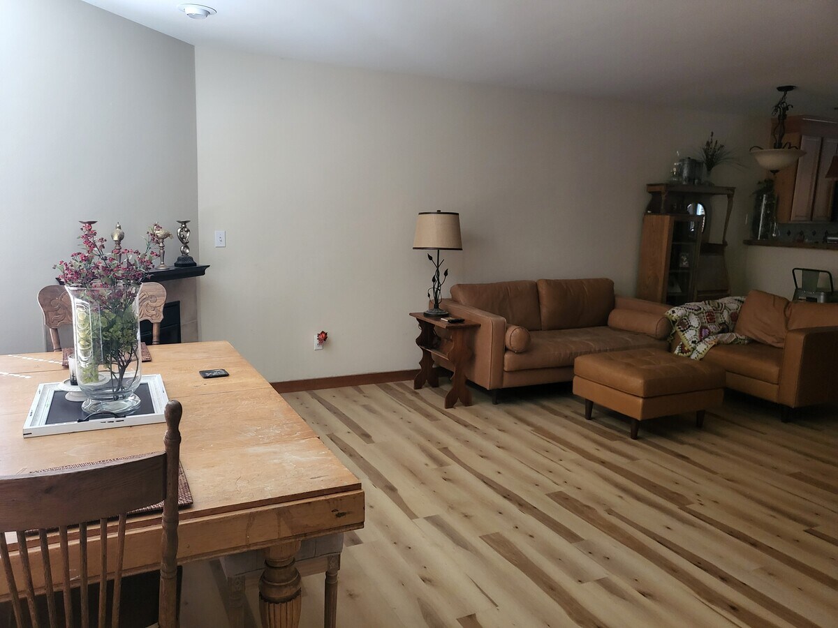 Photo - 313 N Wright Ave