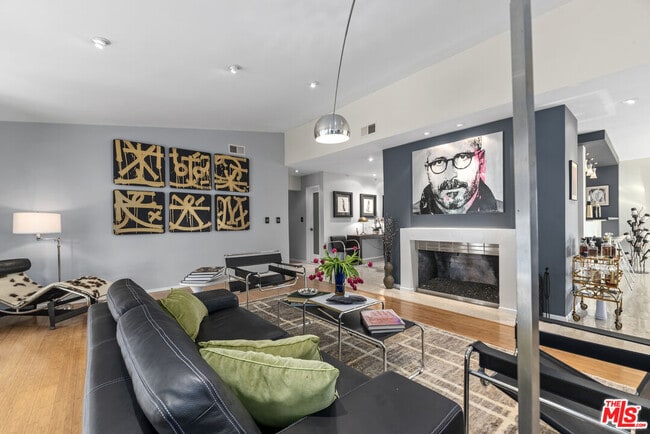 Photo - 8670 Allenwood Rd