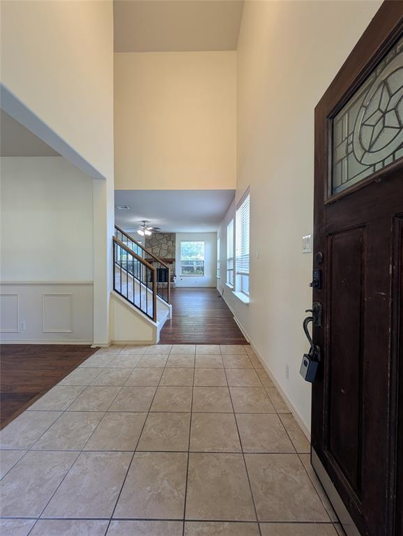 Photo - 1602 Westmeadow Trail