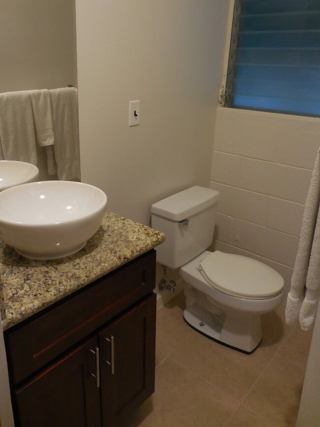 Photo - 234 ?Ohua Ave