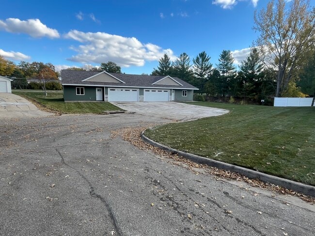 Photo - 1506 Delta Dr