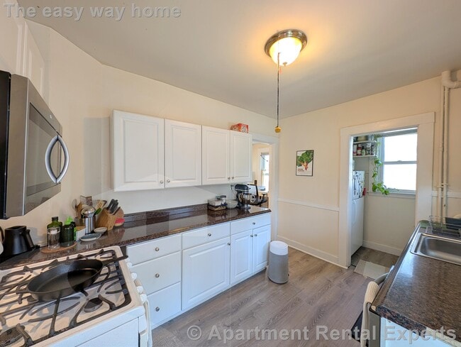 Photo - 18 Sanborn Ave Unit #2