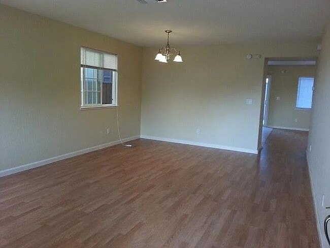 Photo - 10826 Peony Pl Dr