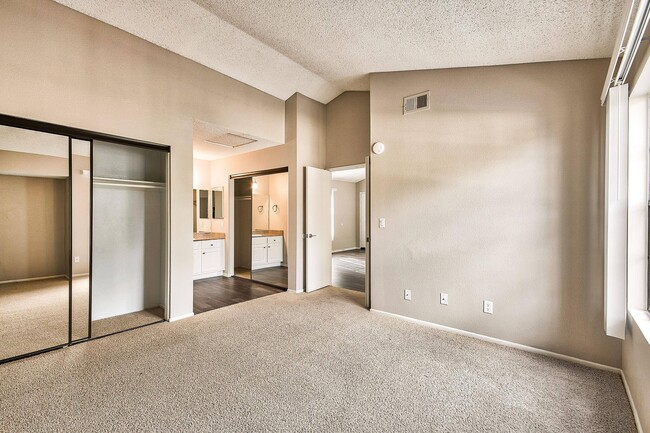 Photo - Oak Tree Court Apartment Homes