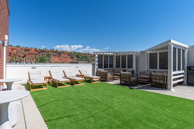 605 Place Student Housing & Co-Living