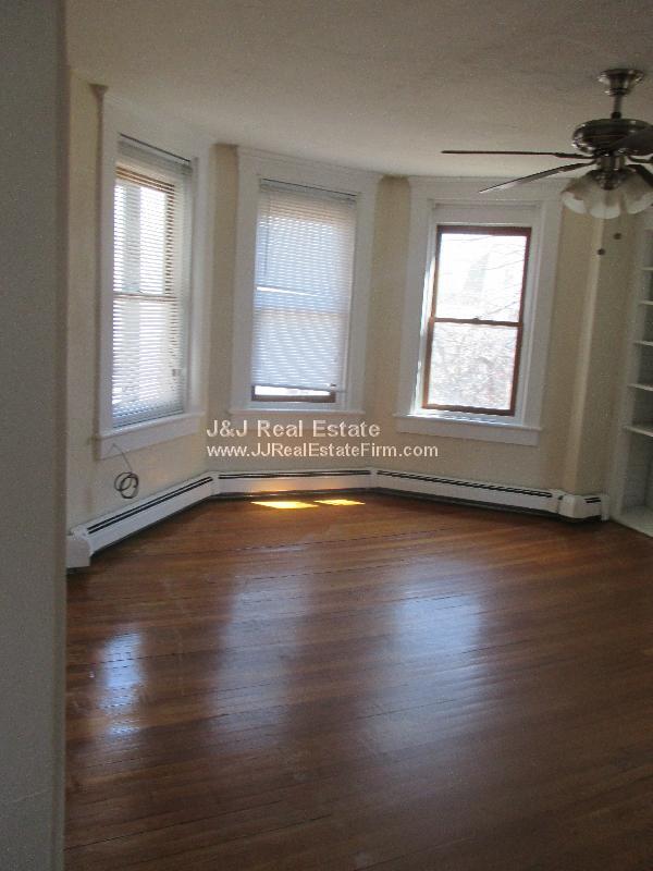 Photo - 24 Hampden St Unit 2