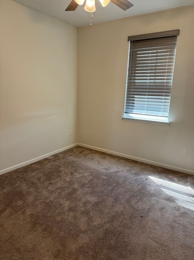 Photo - 1032 Hawks Nest Ln