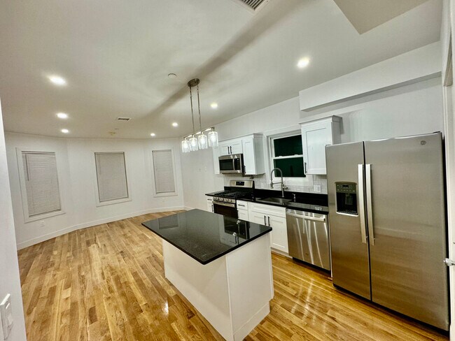 Photo - 74 Corona St Unidad 2