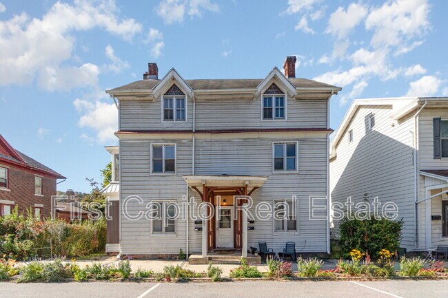 Photo - 149 N 2nd St Unit Apt B