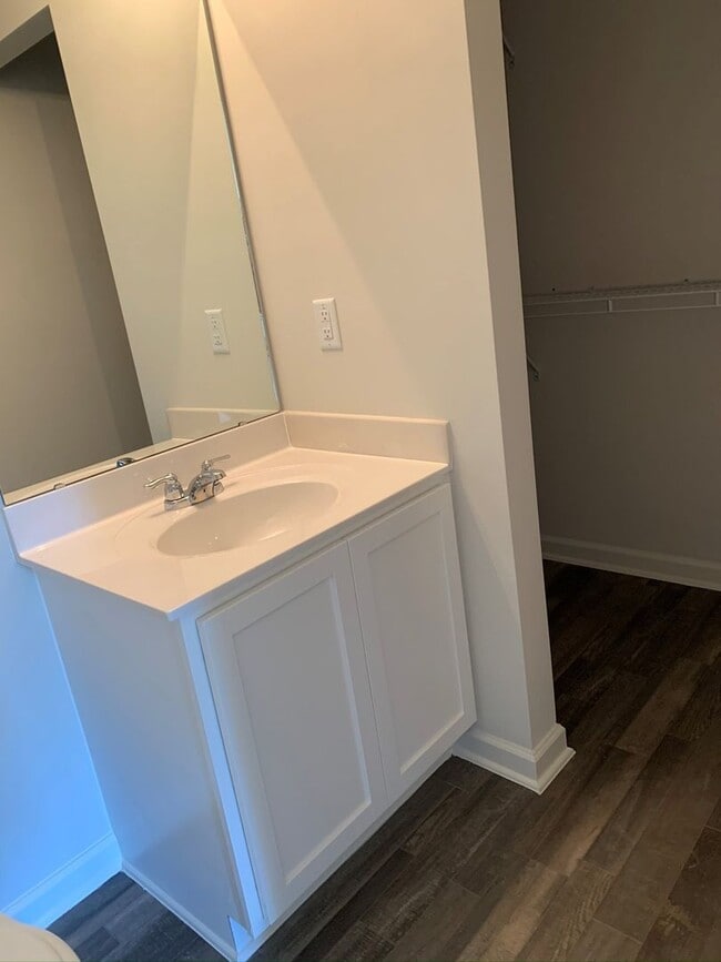 Four Bedroom Home! - Four Bedroom Home!