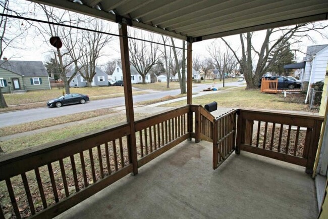 Front porch view - 3449 Beulah Rd Casa