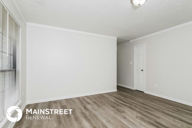 Photo - 4412 Rotterdam Dr