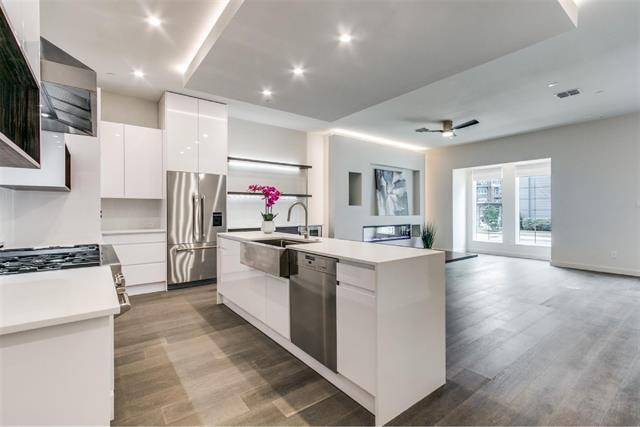 Photo - 256 Crockett St