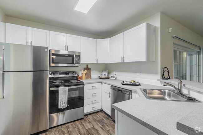 Interior Photo - Autumn Chase Rental
