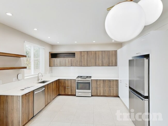 Photo - 6007 NE 60th Ave