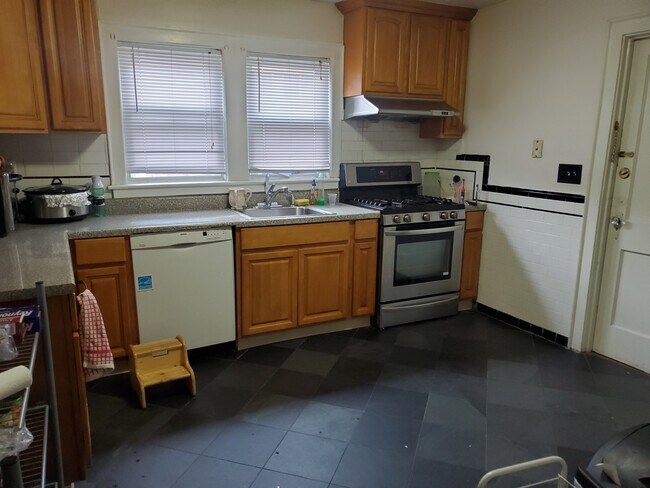 Photo - 29 Wiltshire Rd Condo Unit 1