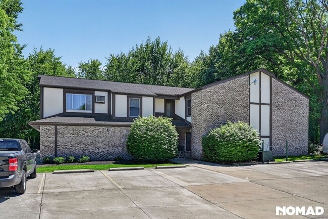 Photo - 29363 Detroit Rd