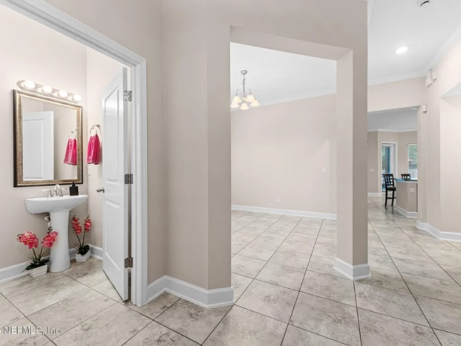 Photo - 15672 Tisons Blf Rd