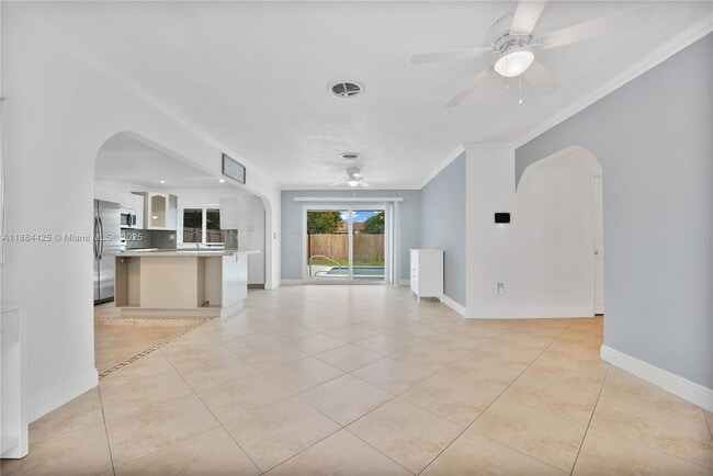 Photo - 2441 Tarpon Dr