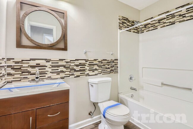 Photo - 589 Lakewater View Dr