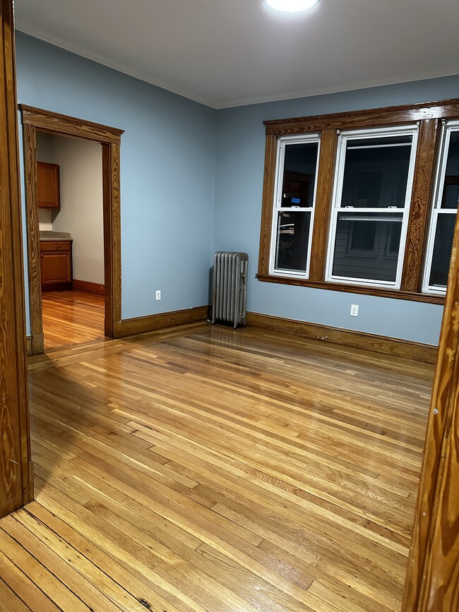 Photo - 52 Hazelton St Unit 2