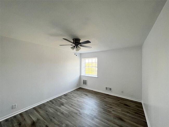 Photo - 2306 Barton Village Cir