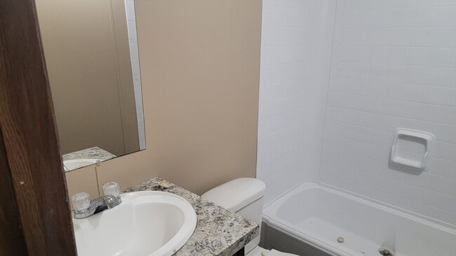 Photo - 32730 Carolee Cir