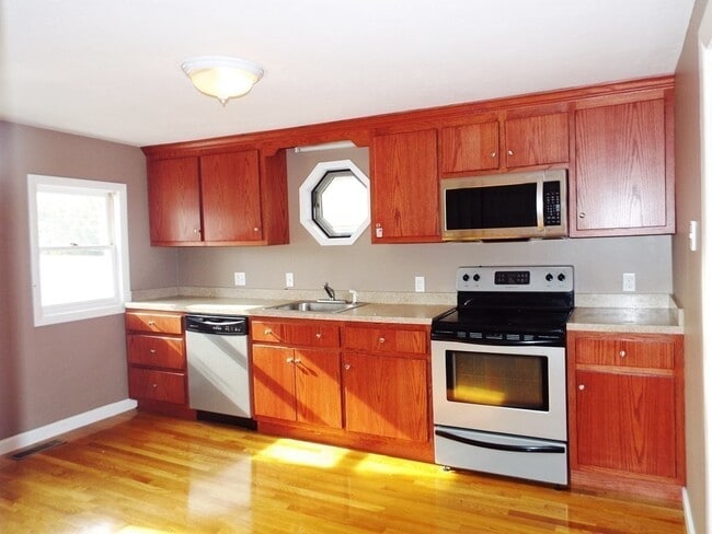 Photo - 60 Alpine Pl